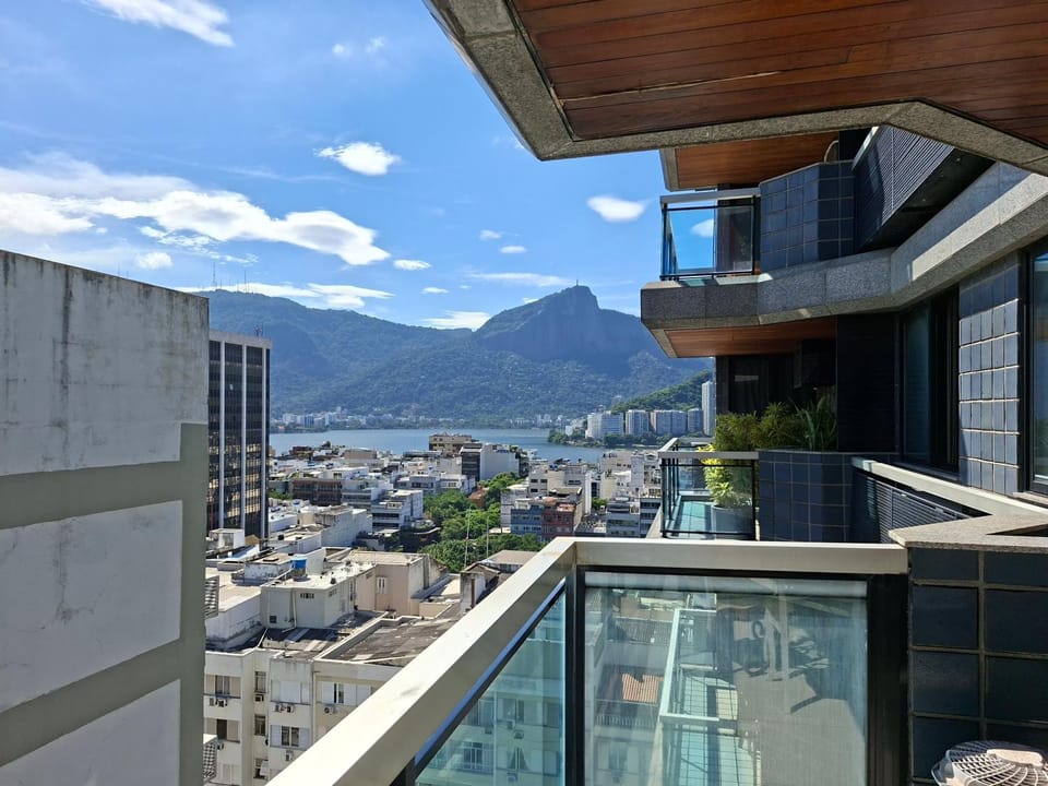 Ipanema Tower - Ipanema Beach Posto 10 - Double Suite Apartment in Rio de Janeiro