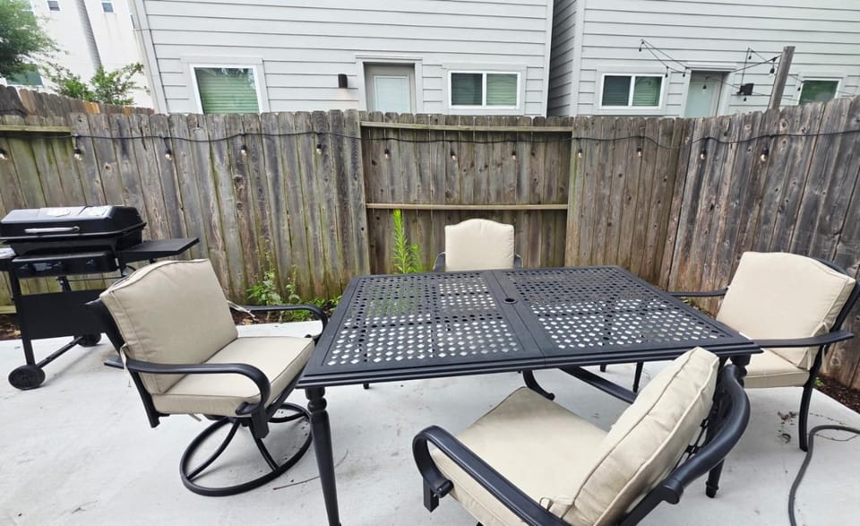 Patio, Balcony/Terrace
