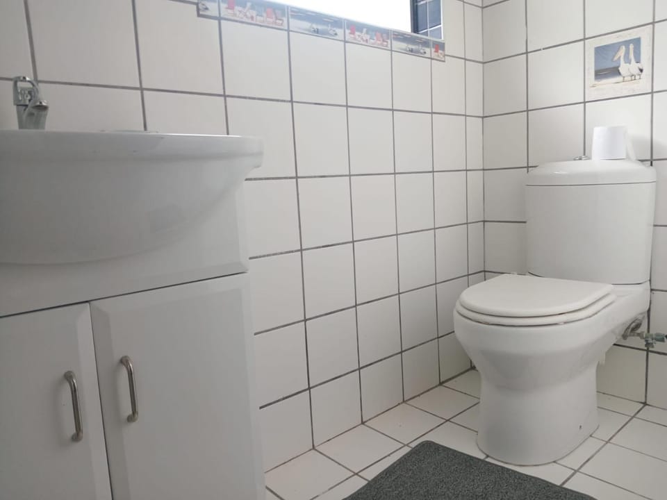 UVongo Welcome House Vacation rental in Margate