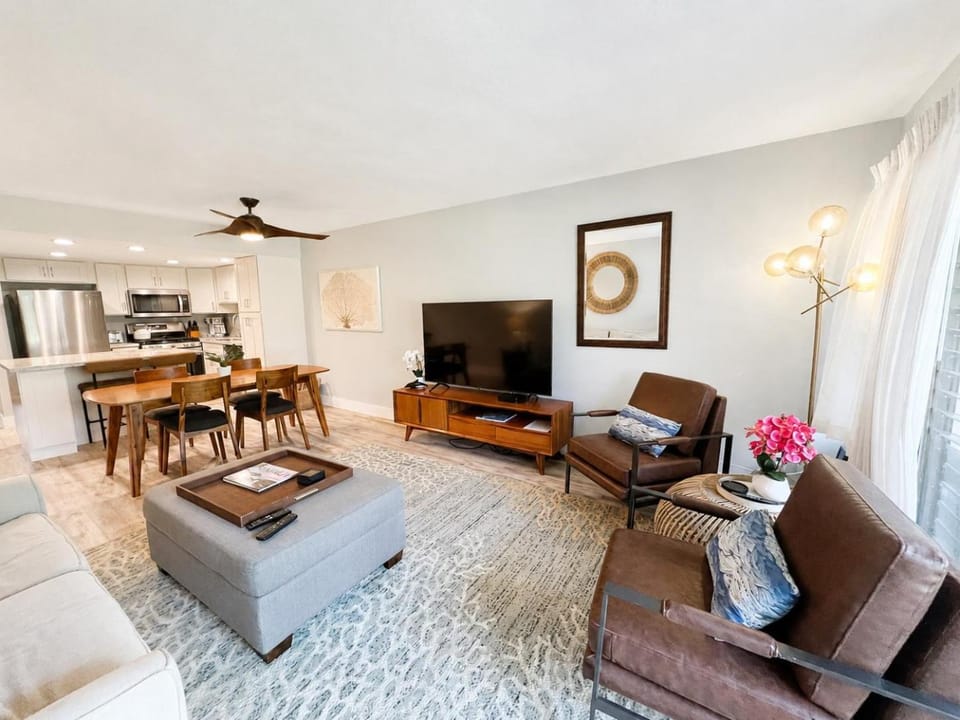 Kihei Akahi #C-106 Updated Ground Floor Unit Across from Kam Beach ll Apartment in Wailea