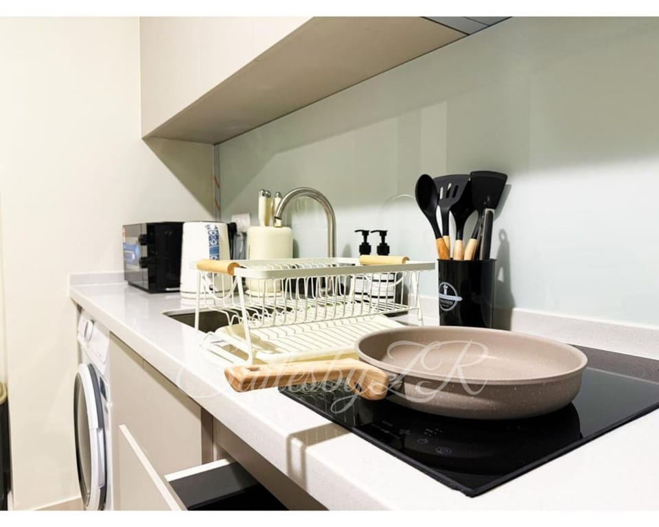 Kitchen or kitchenette, kitchen