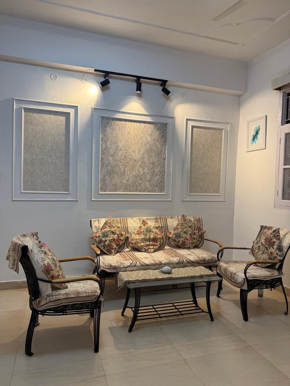 Sr Homes Apartment in Rishikesh