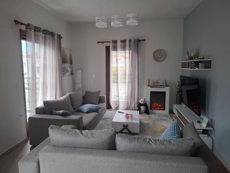 House of Light in Leonidio Apartment in Leonidio