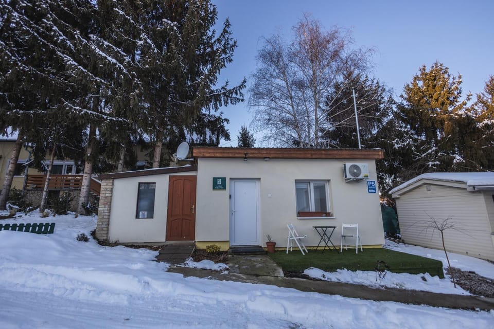 Property building, Winter