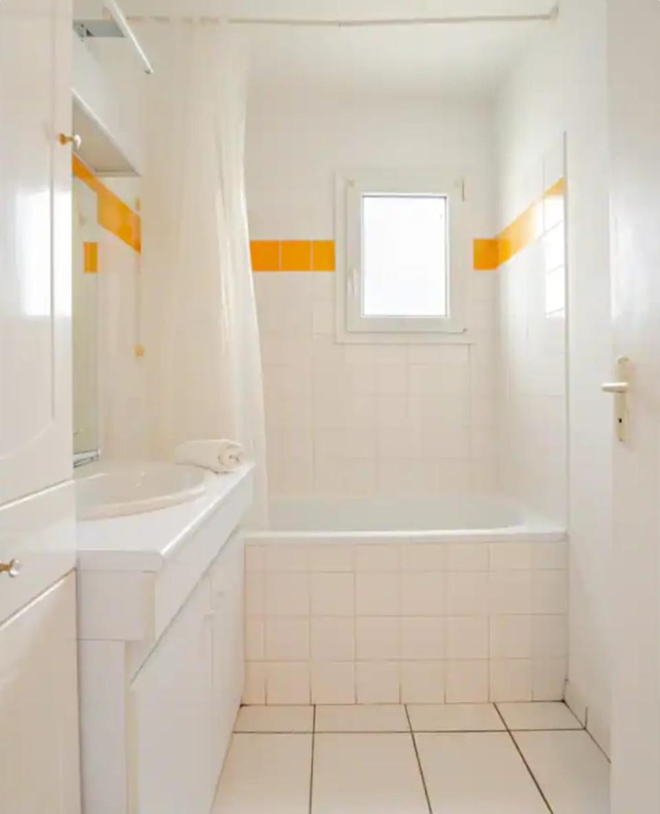 Chambre privée - Villenave d'ornon Vacation rental in Nouvelle-Aquitaine