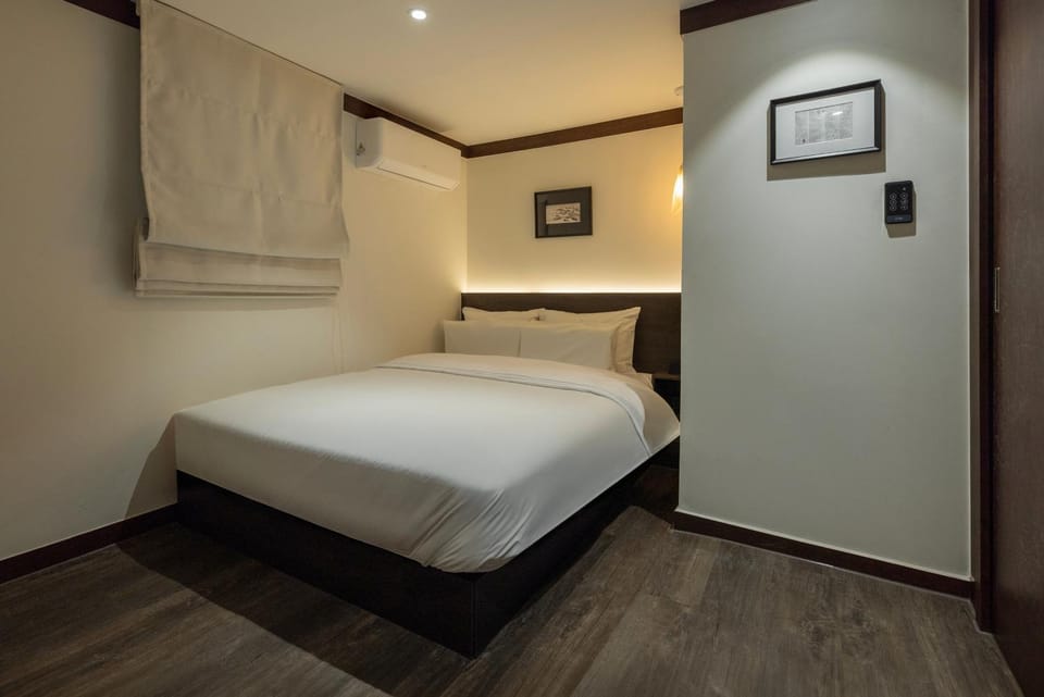 Wolhojae Hanok Jacuzzi Apartment in Seoul