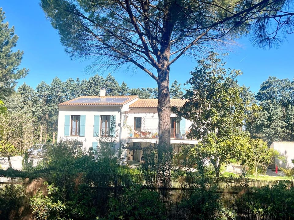 Studio La Provençale Bed and Breakfast in Le Pontet