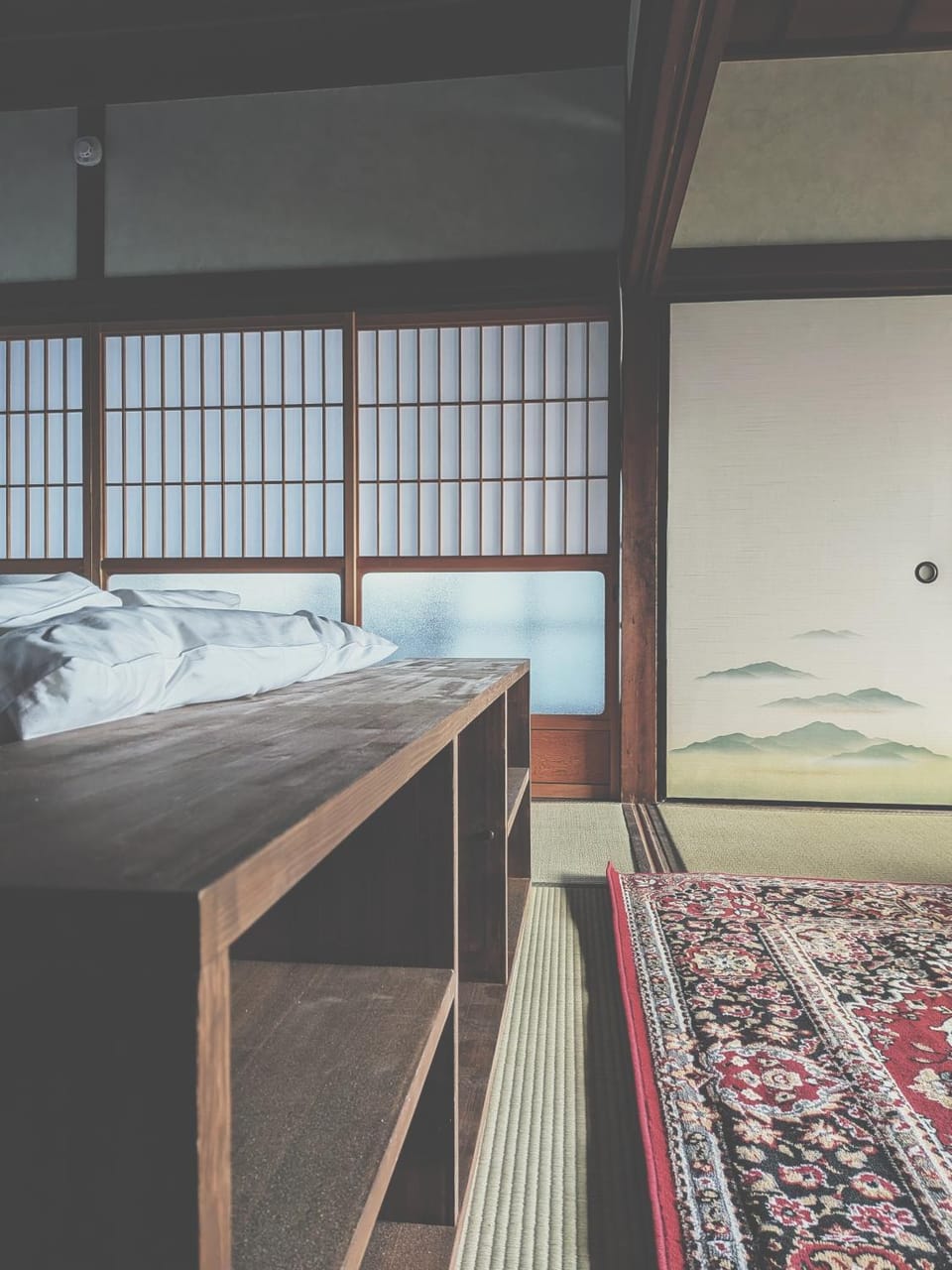 Photo of the whole room, Bedroom