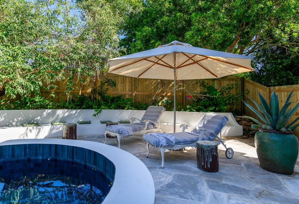 Garden, Swimming pool