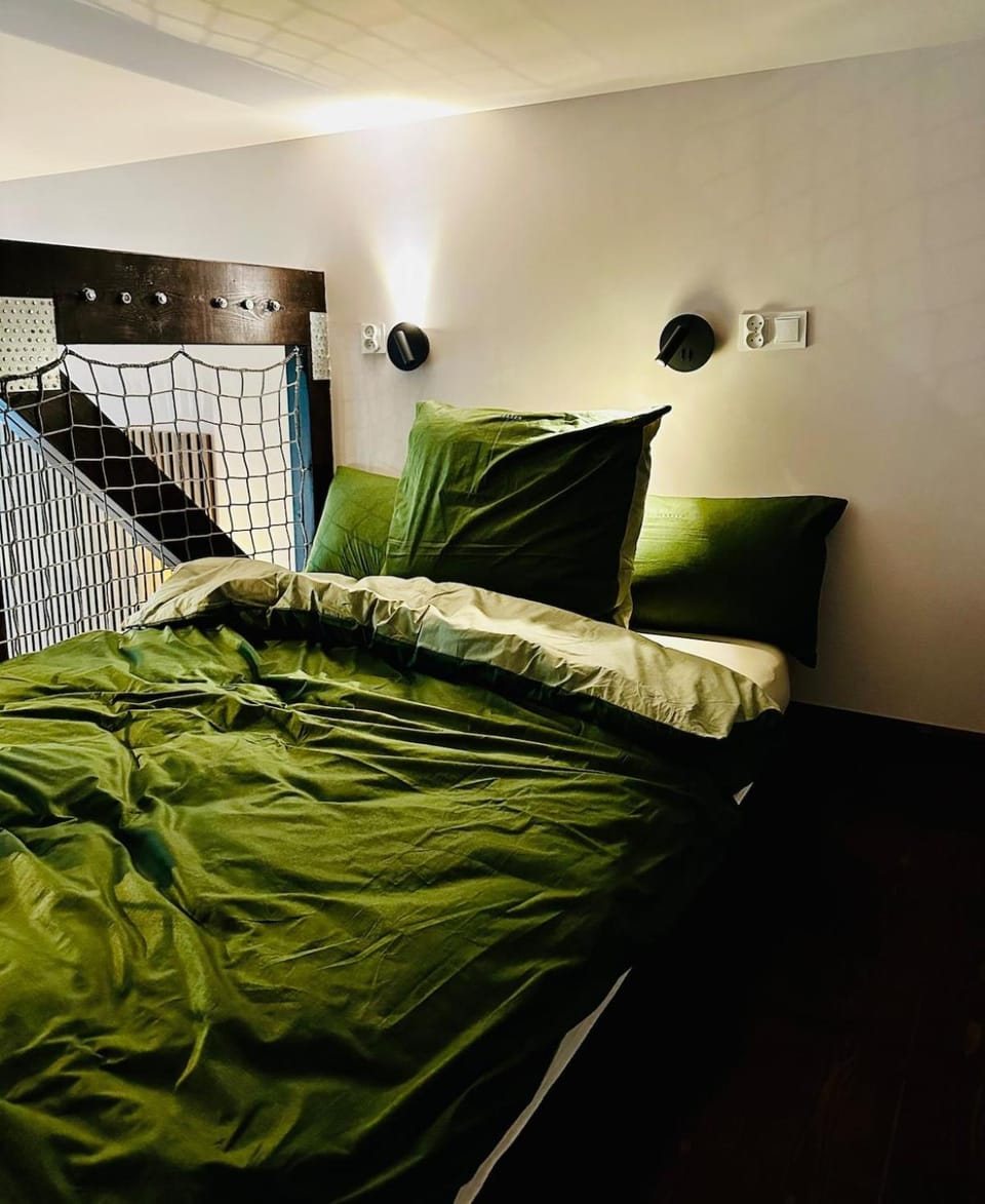 Bed