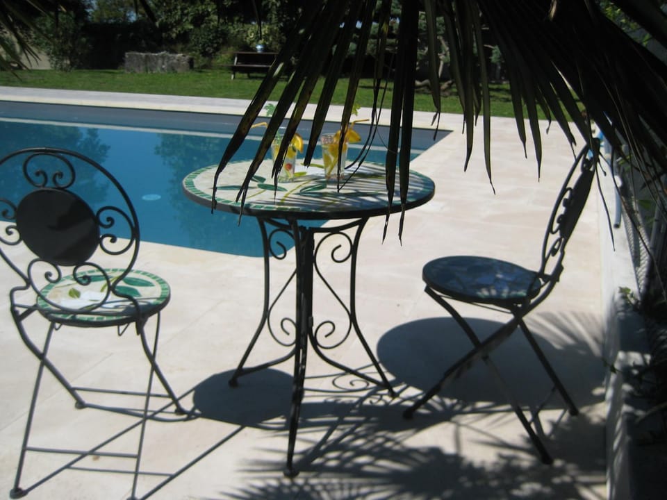 Swimming pool, Swimming pool