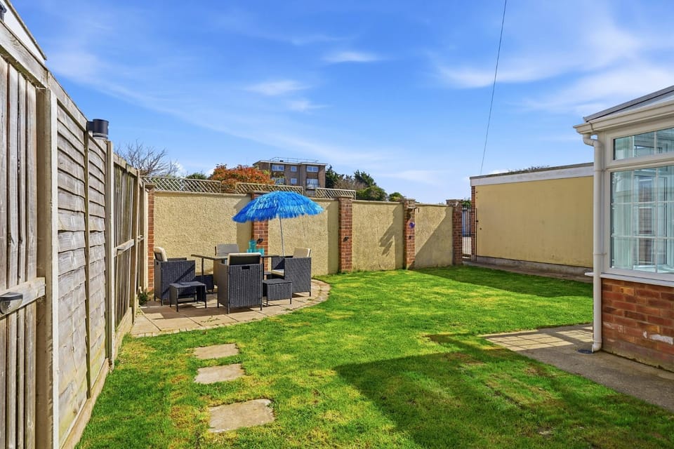 Garden, Garden view
