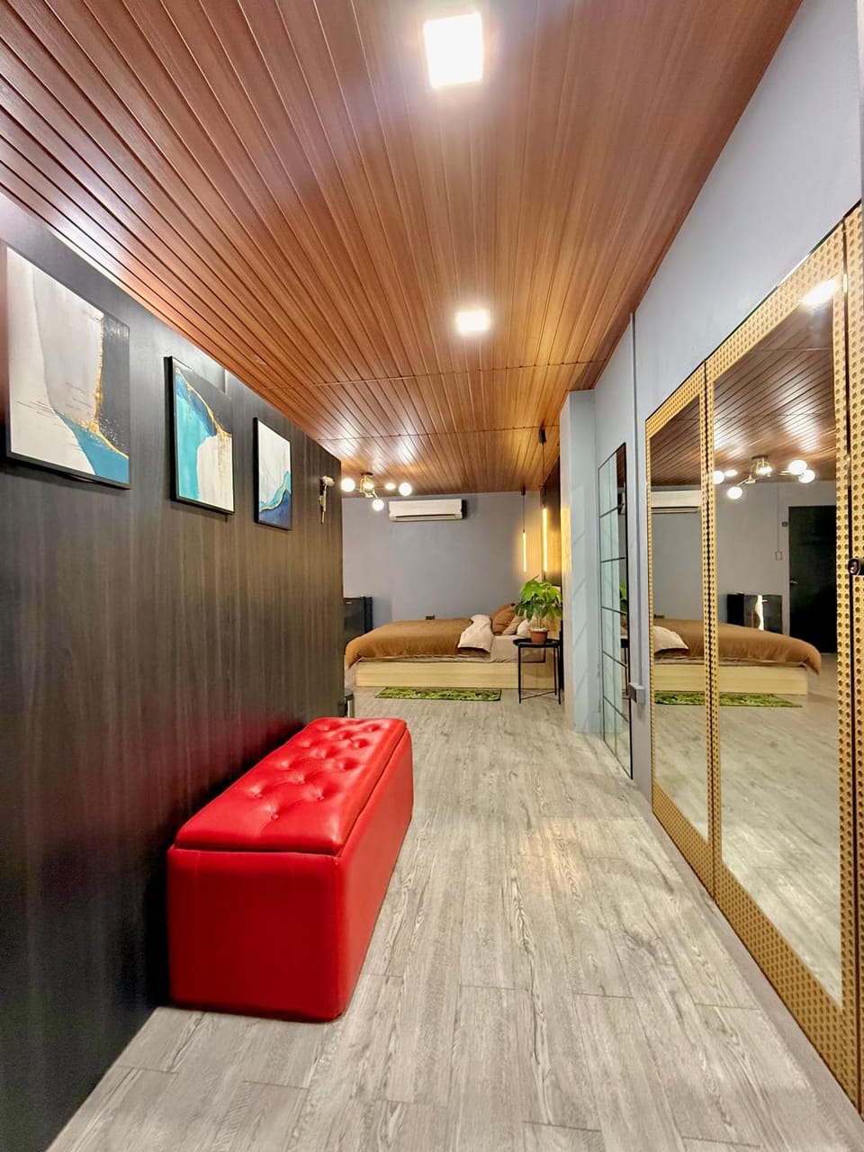 R Peak Staycation House in Region of Manila