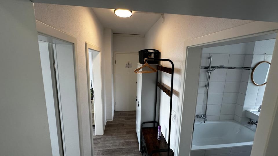 Bathroom, Bath