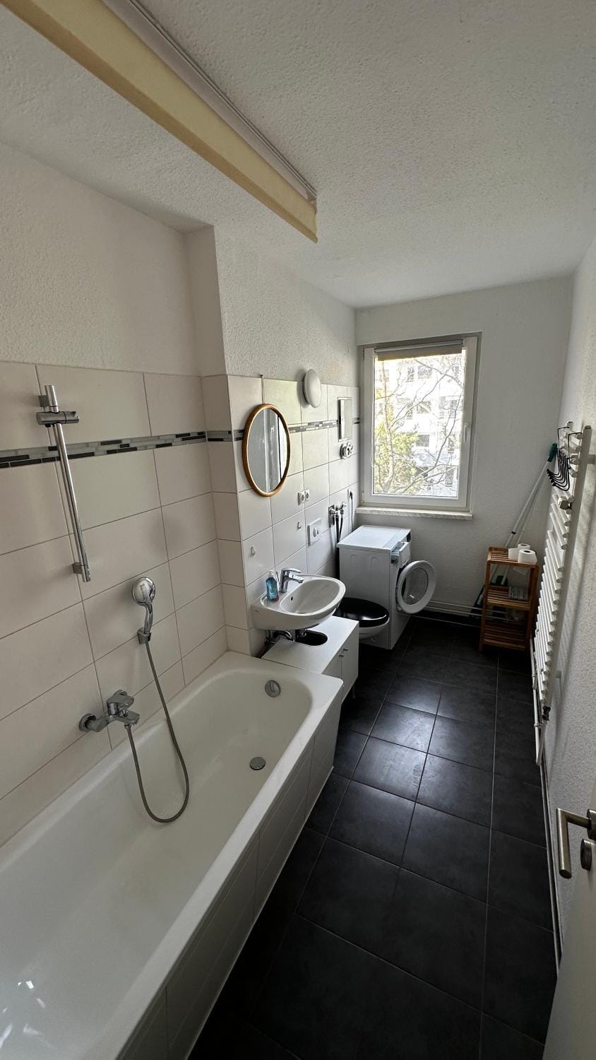 Monteurzimmer und Ferienwohnung Halle, Zentral, Modern Apartment in Halle Saale