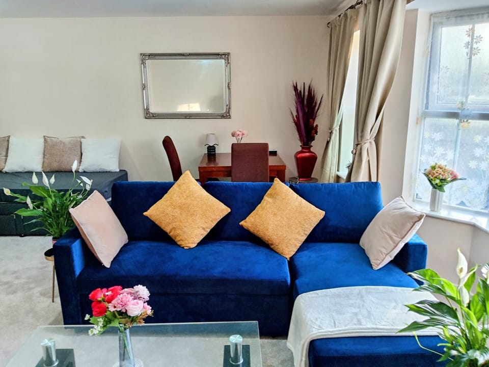 Living room, Lounge or bar, Seating area