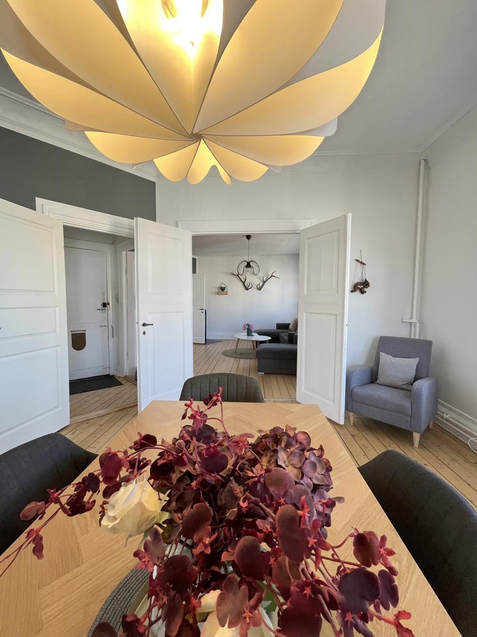 Lux grand 2-bedroom apartment on pedestrian street Apartment in Aalborg