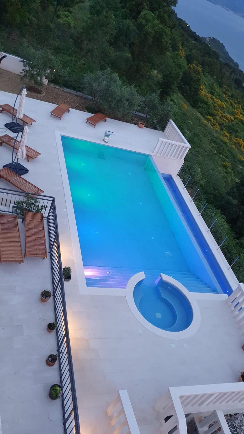 Patio, Balcony/Terrace