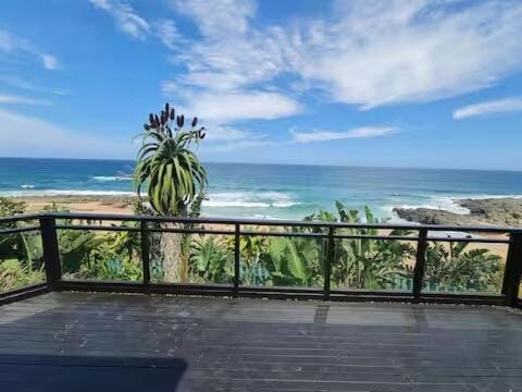 Oceanfront at 23 Dorado Bay, Tinley Manor House in KwaZulu-Natal