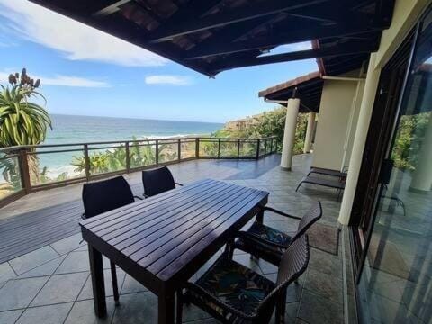 Oceanfront at 23 Dorado Bay, Tinley Manor House in KwaZulu-Natal
