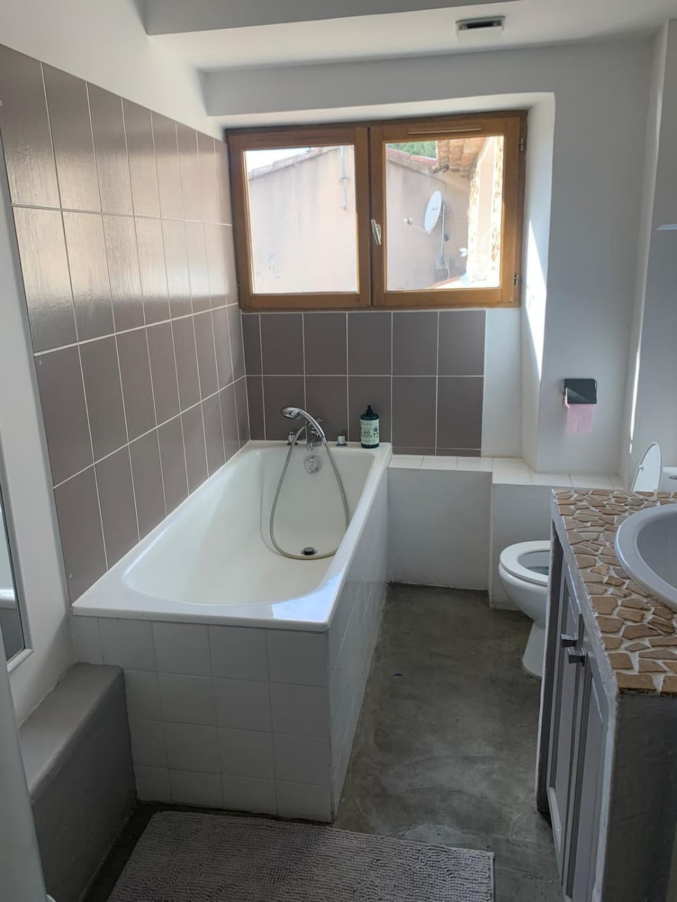 Maison de village vue panoramique exceptionnelle Apartment in Fontaine-de-Vaucluse