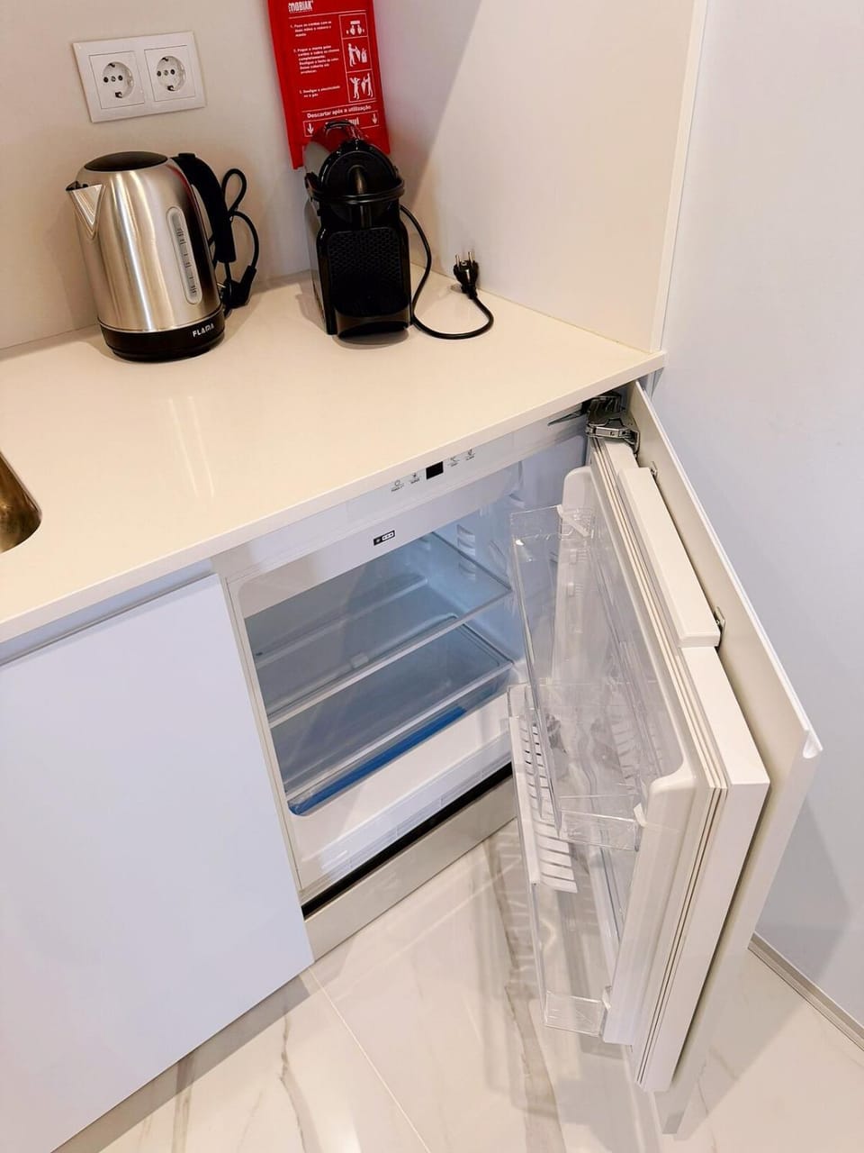 Cozy Downtown Studio-3min Bolhão metro Apartment in Porto