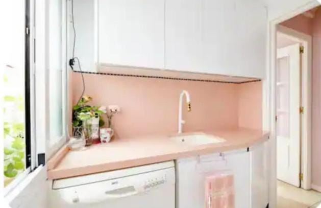 Habitación linda Vacation rental in Seville