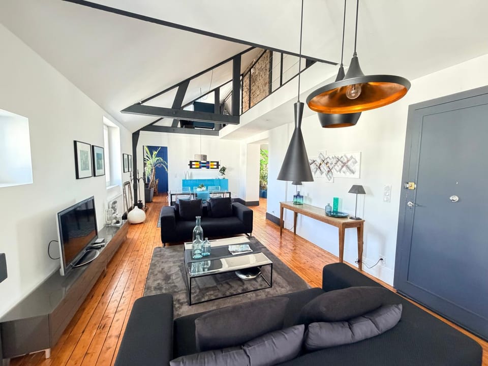 Communal lounge/ TV room, Living room, Lounge or bar, Seating area