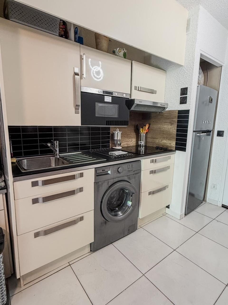 Kitchen or kitchenette, kitchen