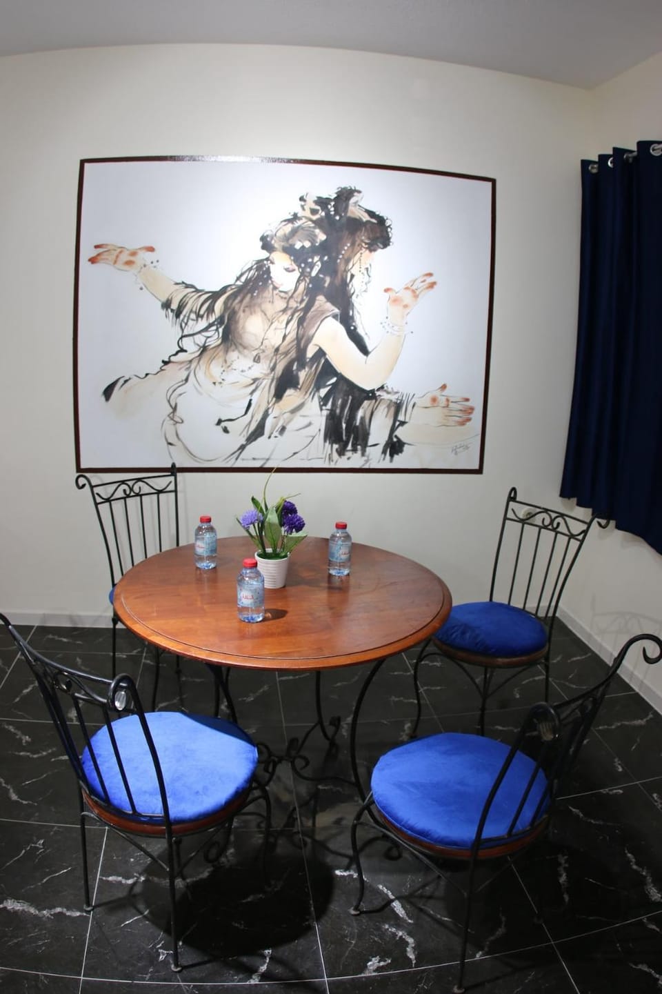 Property building, Seating area