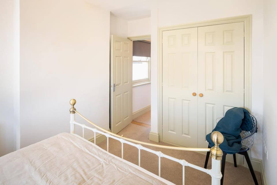 Modern Flat on the seafront Exmouth Apartment in Exmouth