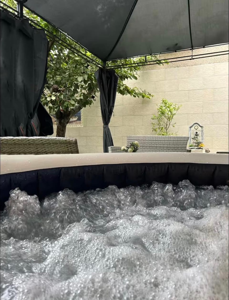 estudio con piscina y jacuzzi Apartment in Carcassonne