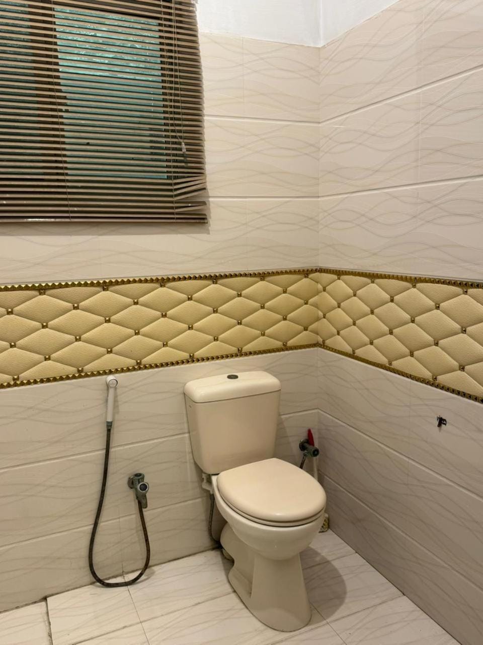 Excellent Comforts Hotel & Guest House Bed and Breakfast in Islamabad