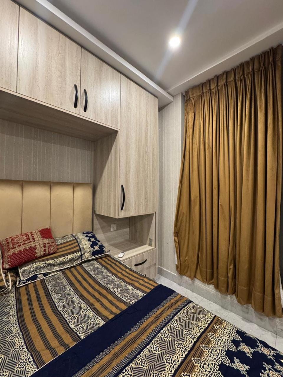 Stayease Apartment in Lahore