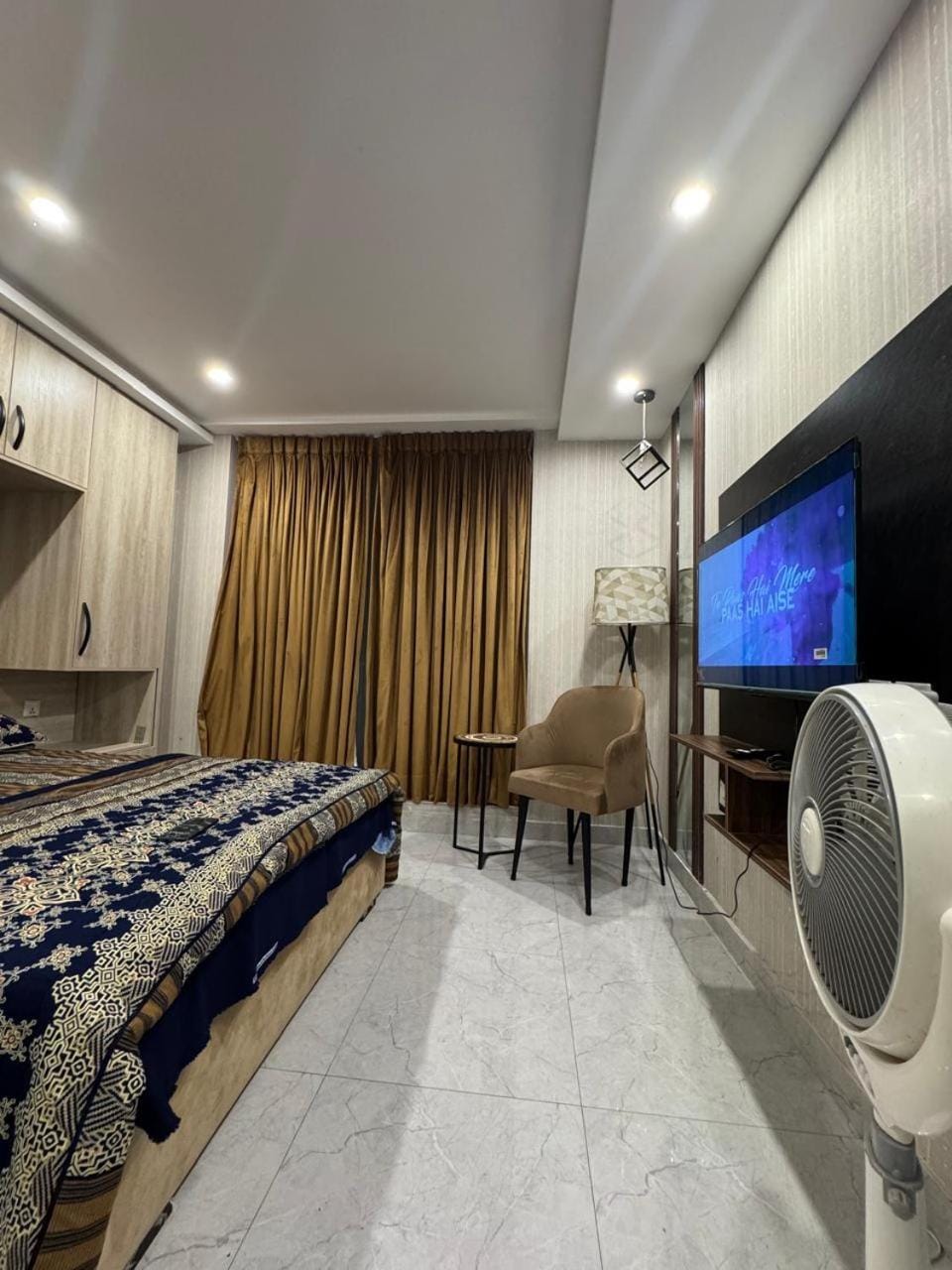 Stayease Apartment in Lahore