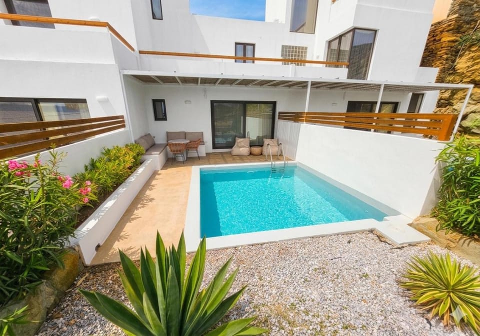 Swimming pool, Inner courtyard view