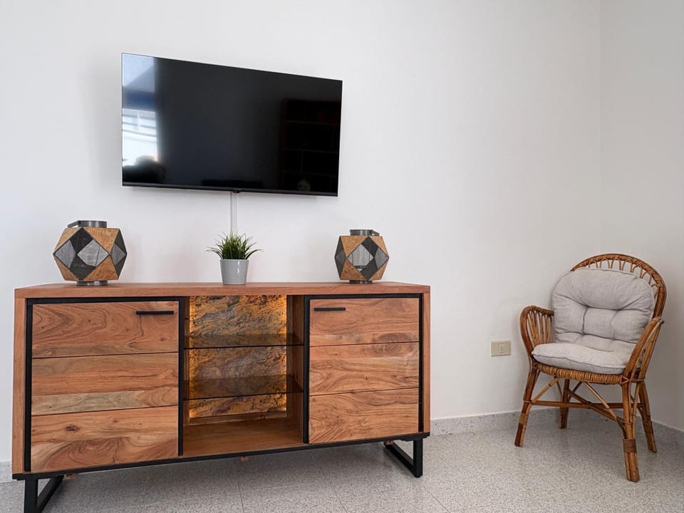 TV and multimedia