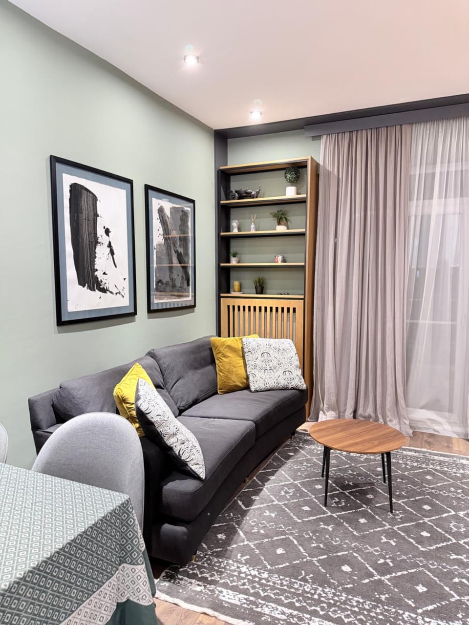Bed, Living room, Photo of the whole room, Seating area, Bedroom