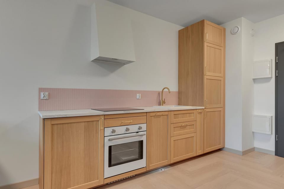 Kitchen or kitchenette, dishwasher, oven, pet friendly, stove, kitchen