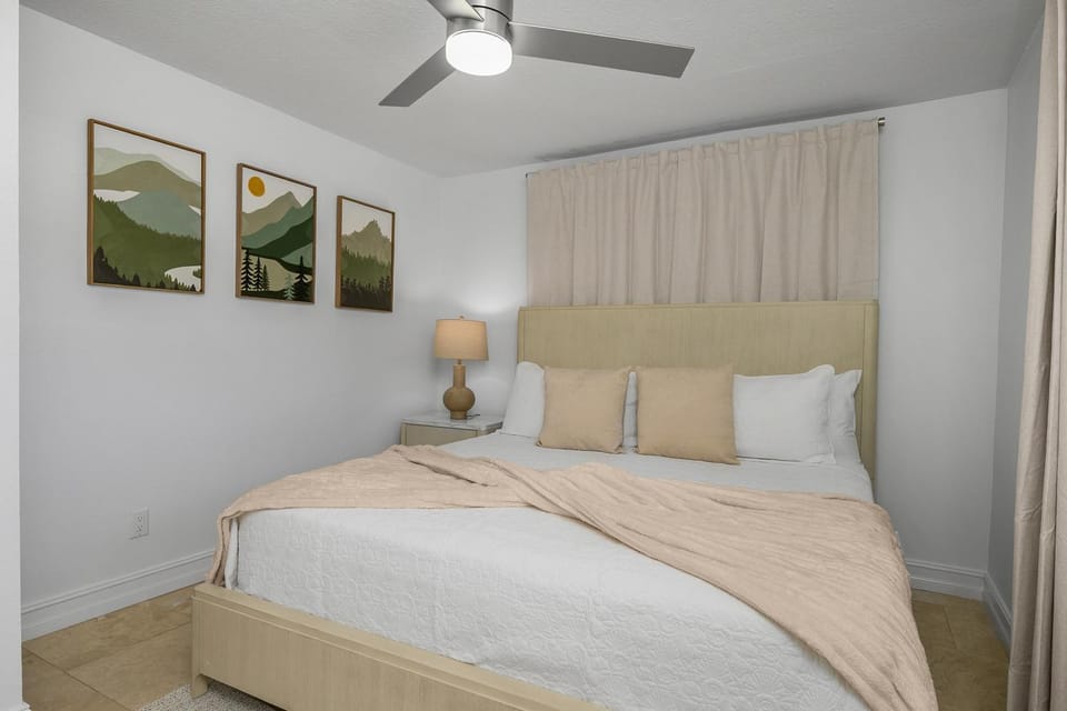 Bed, Bedroom