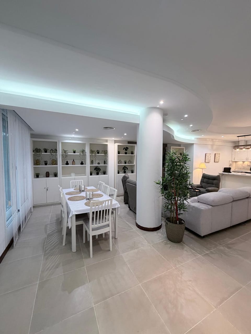 Puerto Banùs Beach Apartment in Marbella