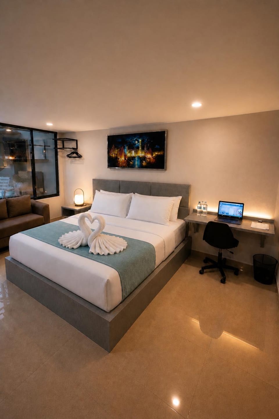 Bed, towels