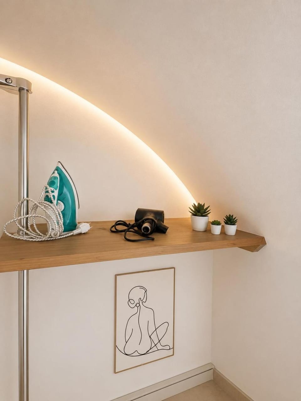 Bed, Decorative detail, Bedroom, flat iron, air conditioner