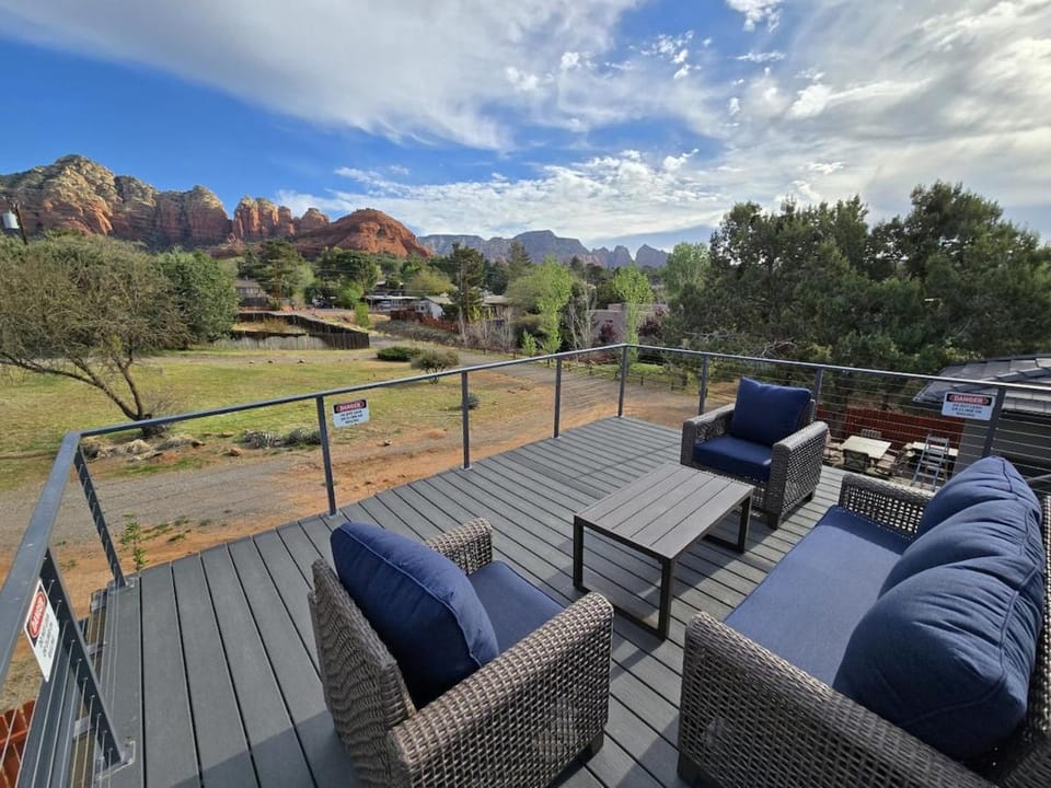 Grasshopper House in Sedona