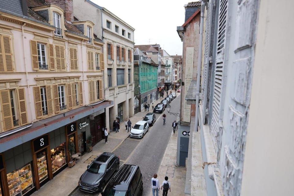 Quiet apartment for two in the heart of Troyes Apartment in Troyes