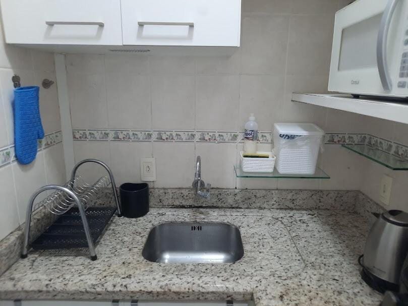 Apartamento a uma quadra do Mar comvaga de garagem Apartment in Florianopolis