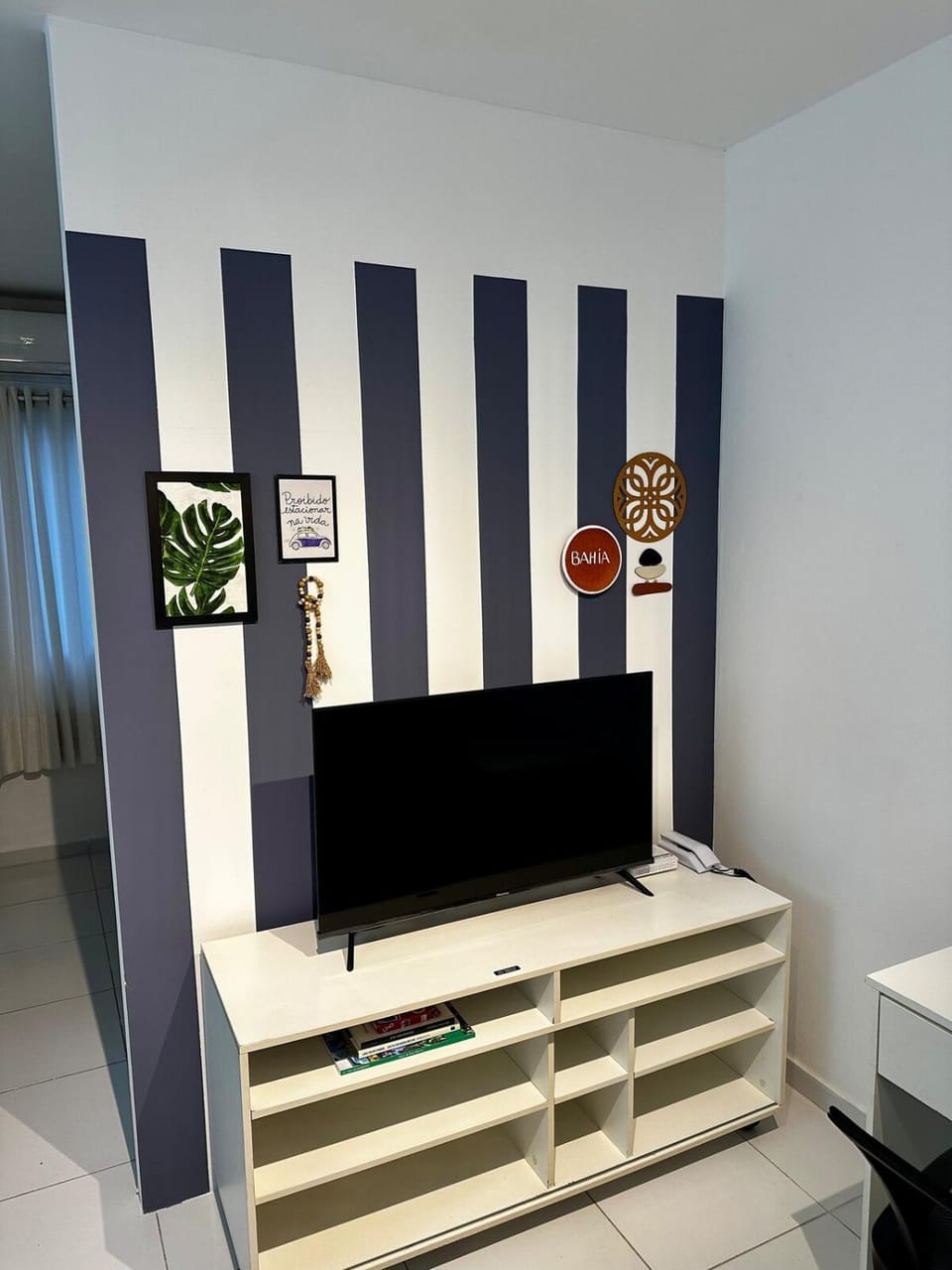 Studio with Garage 5 min from Airport Apartment in Lauro de Freitas