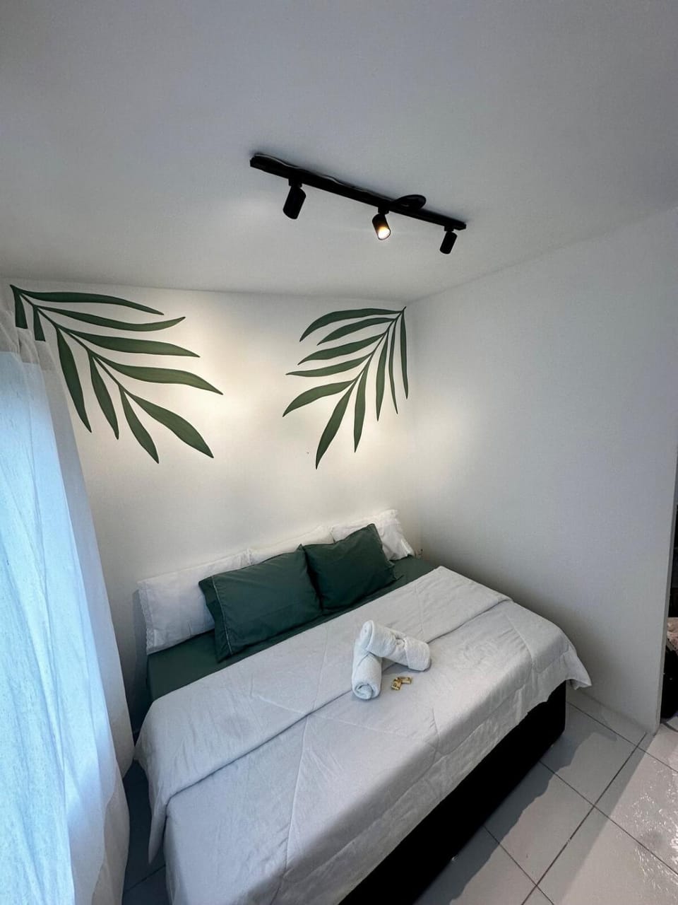 Studio with Garage 5 min from Airport Apartment in Lauro de Freitas