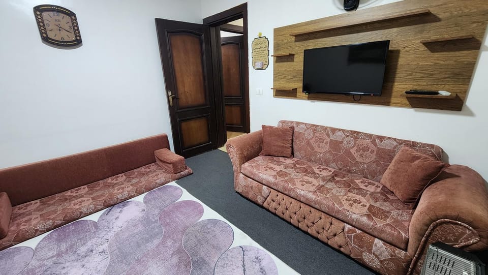Cozy Furnished Family Apartment شقة عائلية مفروشة Apartment in Egypt