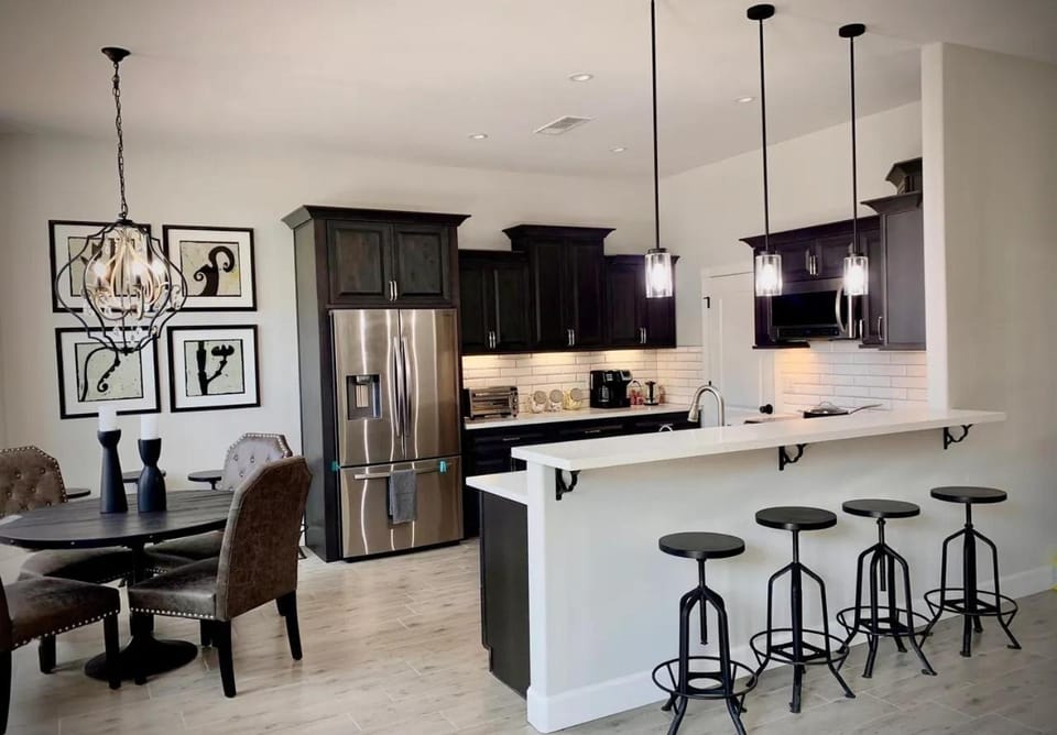Parker Strip Vacation Villa House in Earp